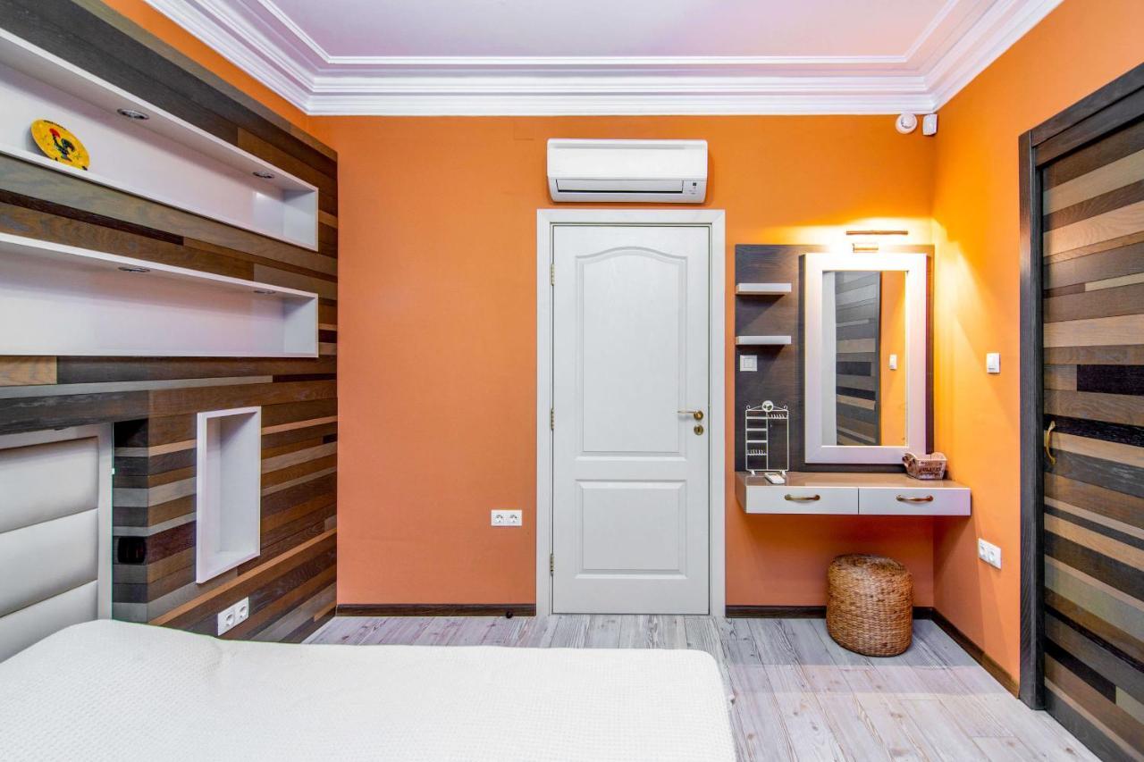 Central Shabby Chic Flat Close To Paid Parking Apartment Varna Exterior photo